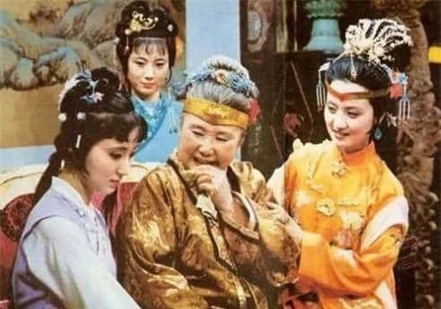 Giả Mẫu và Phượng Ớt trong Hồng Lâu Mộng, cuối cùng ai là người thắng?