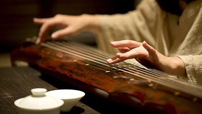 Tiếng đàn thanh tịnh giữa hồng trần: Khi cổ cầm bị lãng quên trong nhịp điệu thời đại