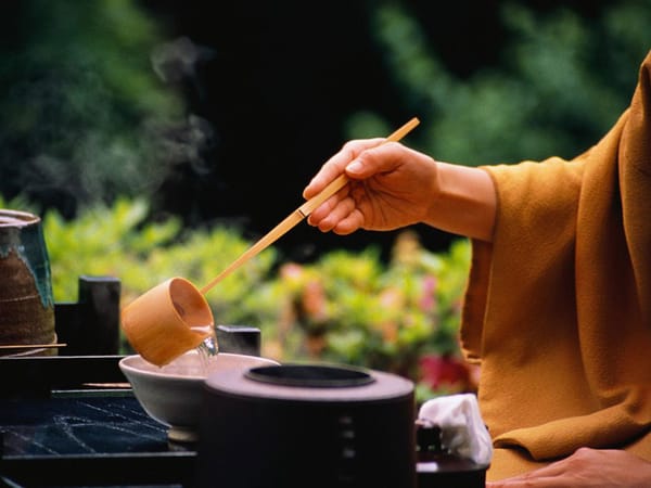 Vũ trụ bao la trà một ấm - Chuyện ông tổ trà đạo Sencha Nhật Bản
